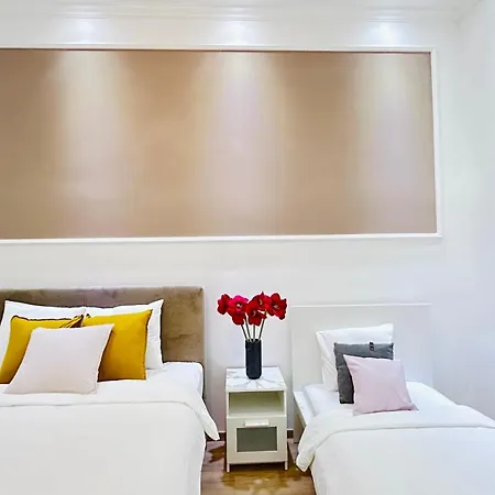 Private Bedroom In The In Ulloi 66- 5min To Corvin Negyed, Aldi *