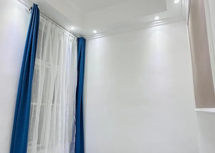 Private Bedroom In The In Ulloi 66- 5min To Corvin Negyed, Aldi Alloggio in famiglia Budapest