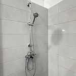 Private Bedroom In The In Ulloi 66- 5min To Corvin Negyed, Aldi Будапешт