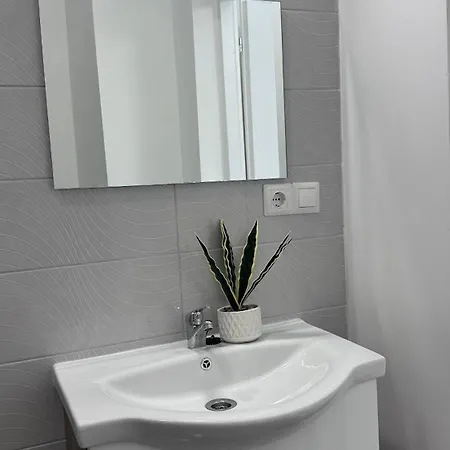 Pansiyon Private Bedroom In The In Ulloi 66- 5min To Corvin Negyed, Aldi *